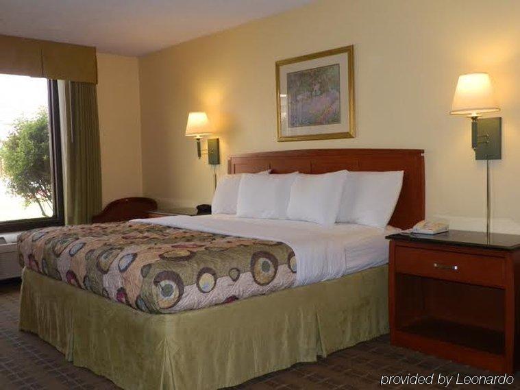 Regency Hotel & Conference Center 잭슨 외부 사진